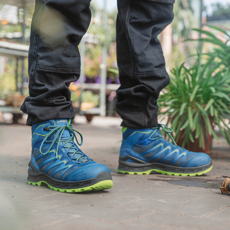 LOWA-LARROX-Work-GTX-blue-Mid-S3-CI-sm
